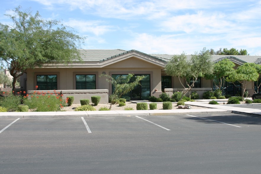 18555 N 79th Ave, Glendale, AZ for lease - Building Photo - Image 2 of 10