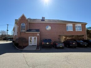 271 Route 46 W, Fairfield, NJ for lease Building Photo- Image 2 of 22