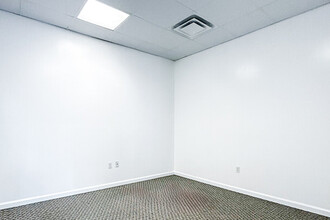 925 B St, San Diego, CA for lease Interior Photo- Image 1 of 6