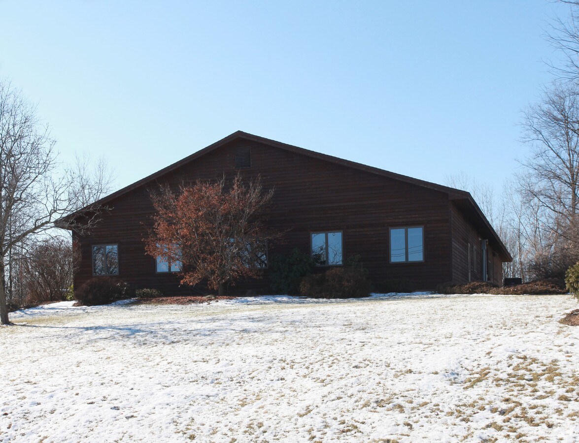 519 Queensbury Ave, Queensbury, NY 12804