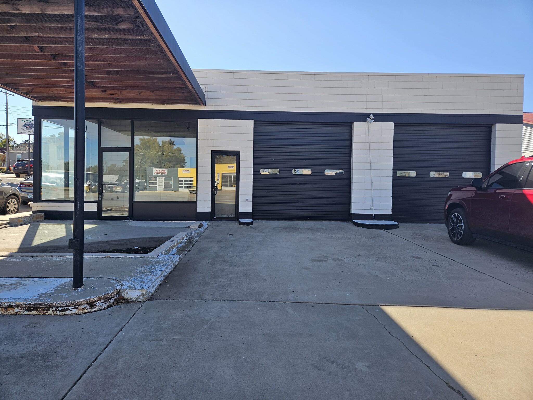 1000 W Main St, Yukon, OK for sale Building Photo- Image 1 of 6