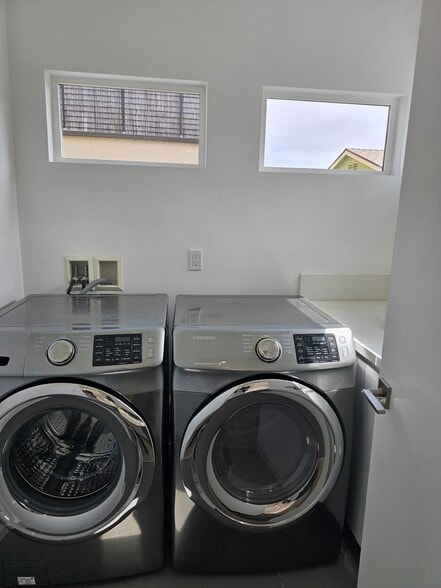 6007 Barton Ave, Los Angeles, CA for sale - Building Photo - Image 2 of 11