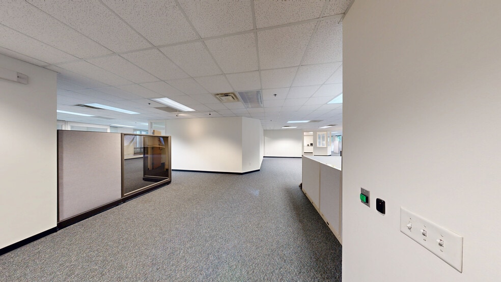 610 Jones Ferry Rd, Carrboro, NC for sale - Matterport 3D Scan - Image 3 of 28