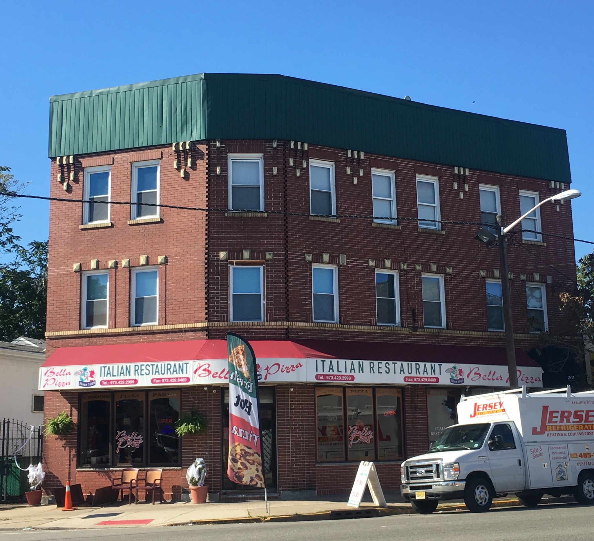 32 Bloomfield Ave, Bloomfield, NJ for sale Primary Photo- Image 1 of 1