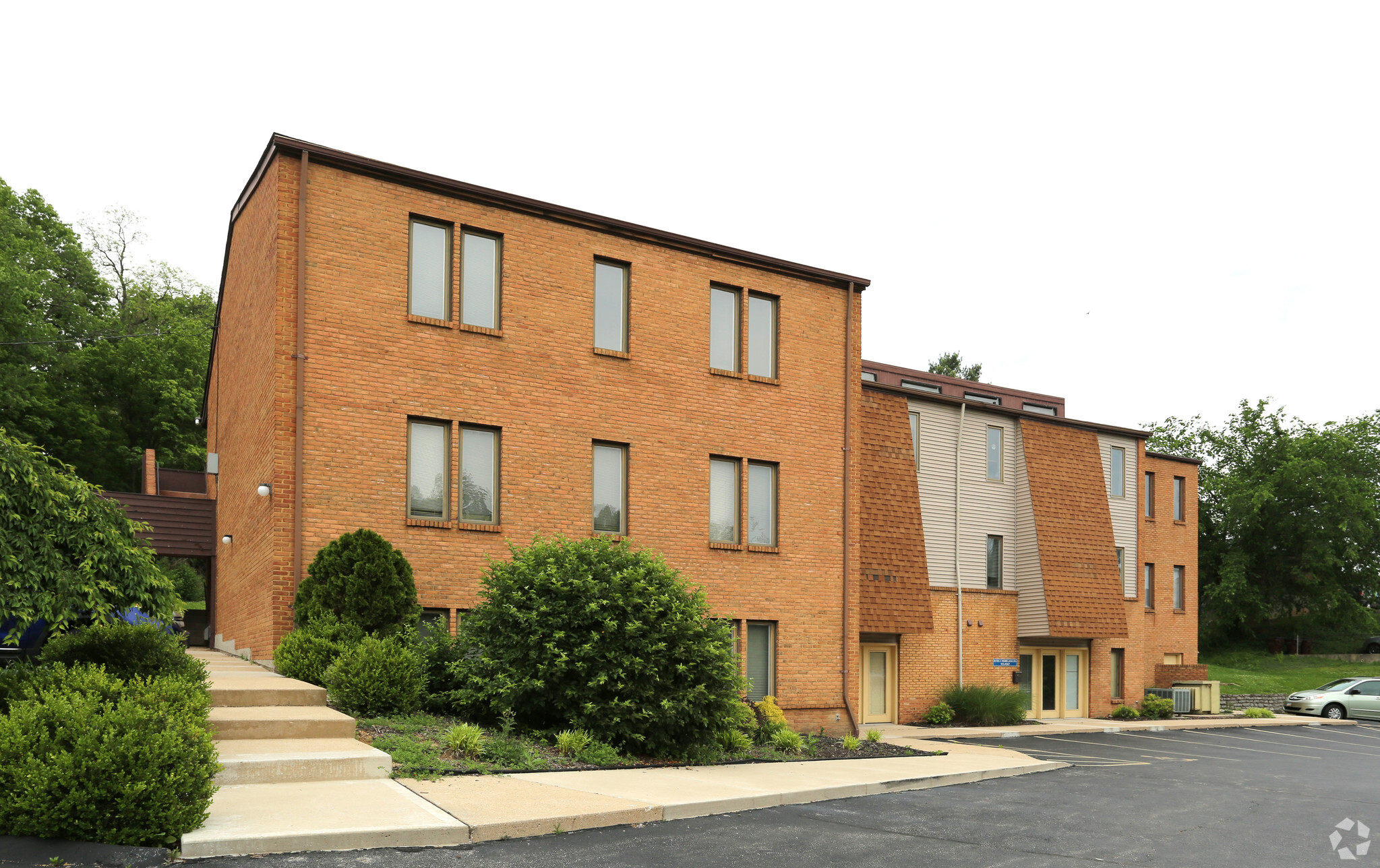 5340 Rapid Run Rd, Cincinnati, OH for lease Building Photo- Image 1 of 5