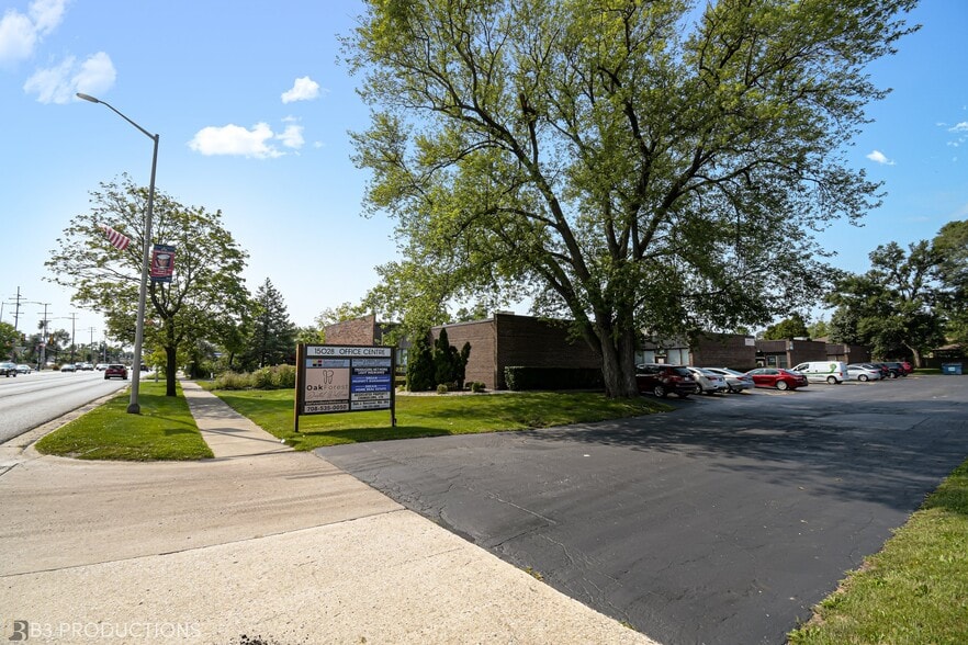 15028 Cicero Ave, Oak Forest, IL for lease - Building Photo - Image 1 of 9