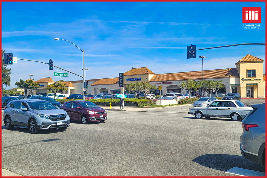 11030 Jefferson Blvd, Culver City, CA for lease - Building Photo - Image 1 of 12