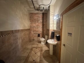 811 W 2nd Ave, Spokane, WA for lease Interior Photo- Image 2 of 10