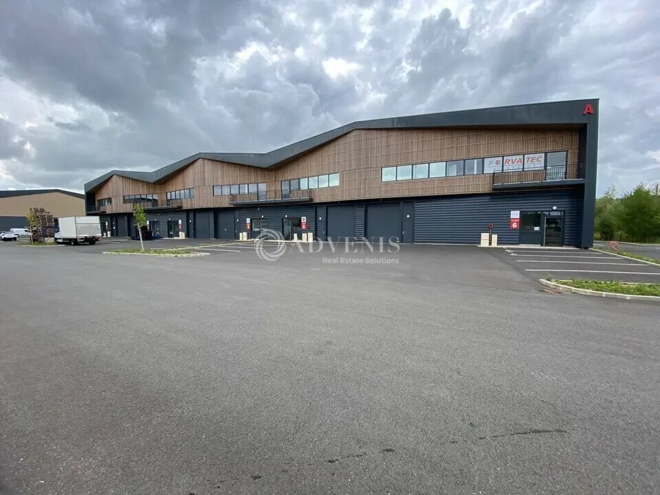 Flex in Moissy-Cramayel for sale Building Photo- Image 1 of 7