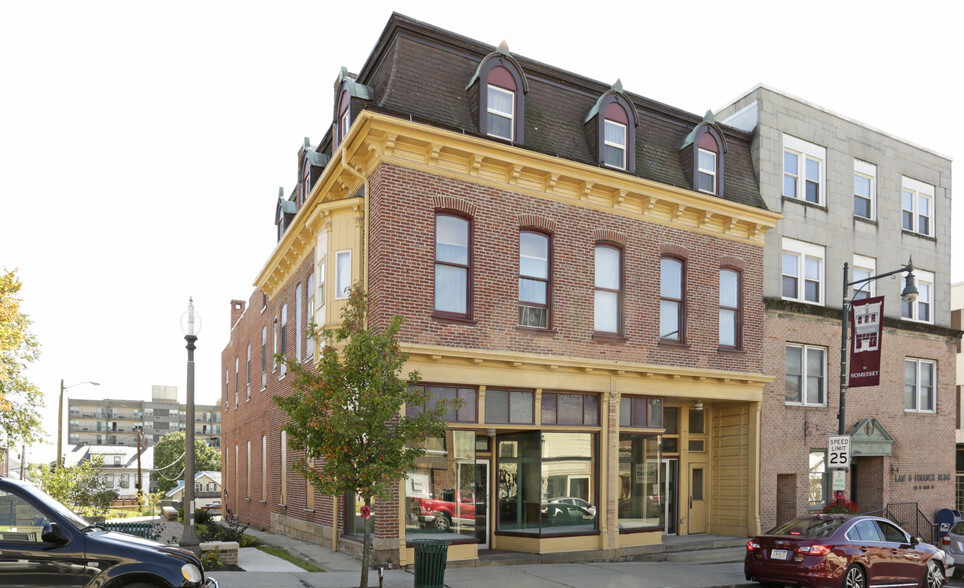 127 W Main St, Somerset, PA for sale - Primary Photo - Image 1 of 1