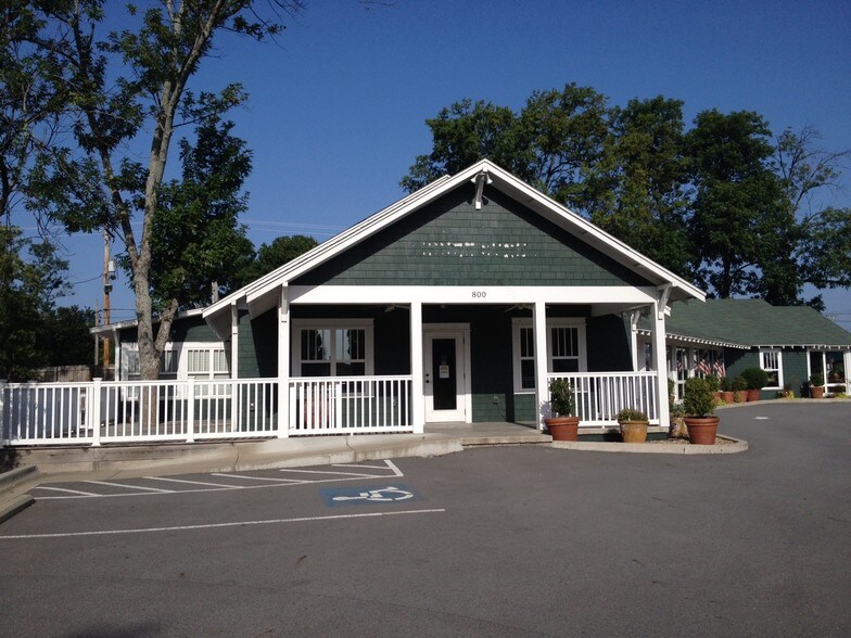 810 4th Ave, Conway, AR for sale - Building Photo - Image 1 of 1