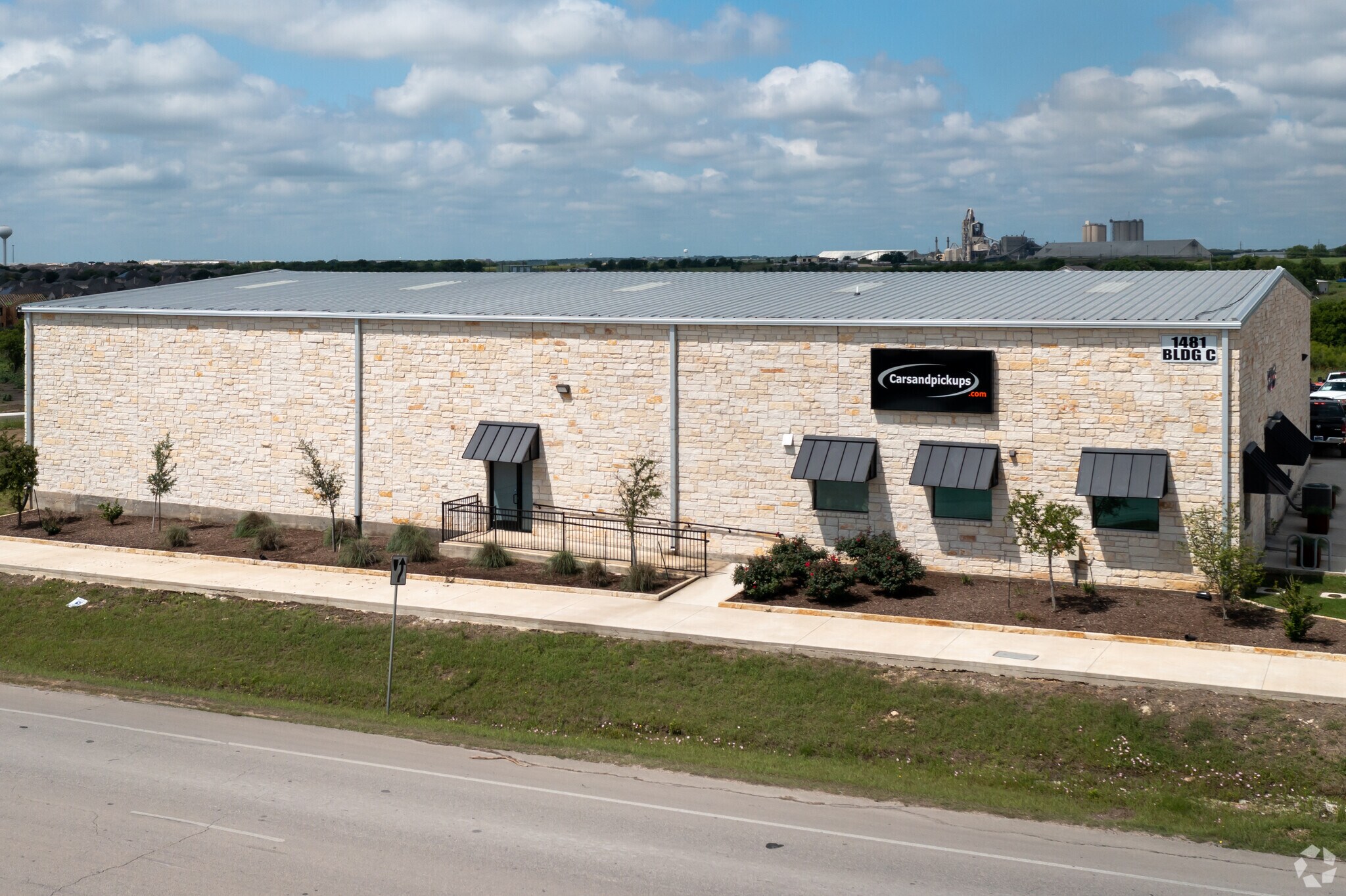 1481 Robert S Light Blvd, Buda, TX for sale Primary Photo- Image 1 of 1