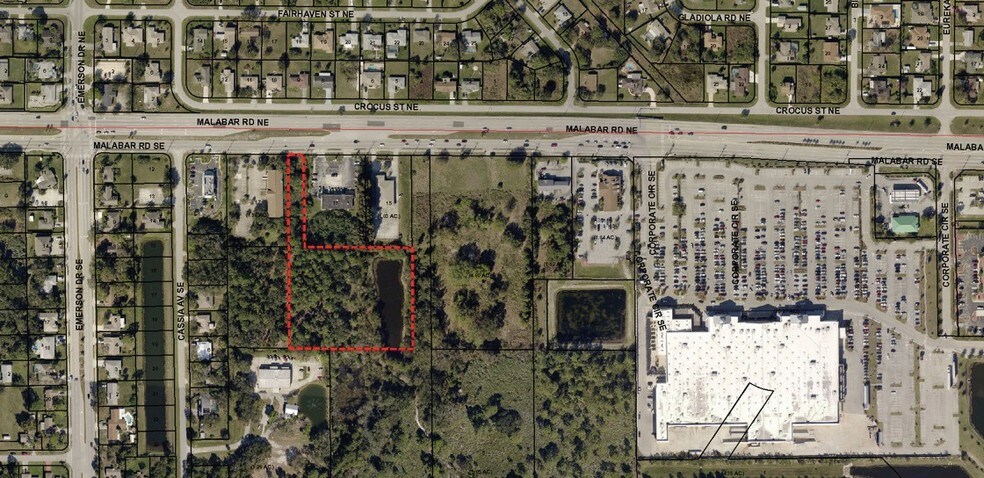940 Malabar Rd NE, Palm Bay, FL for sale - Primary Photo - Image 1 of 1
