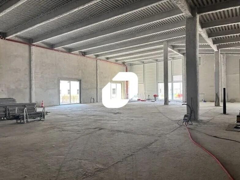 Retail in Bordeaux for sale - Interior Photo - Image 1 of 7