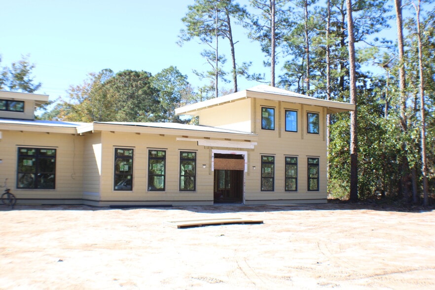 603 W 5th North St, Summerville, SC for lease - Building Photo - Image 2 of 14