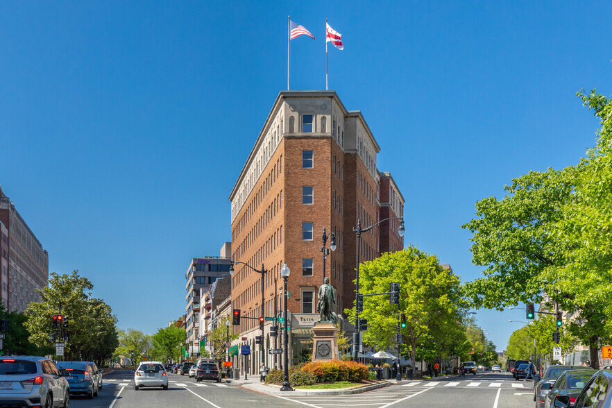 1301 Connecticut Ave NW, Washington, DC for lease - Building Photo - Image 2 of 11