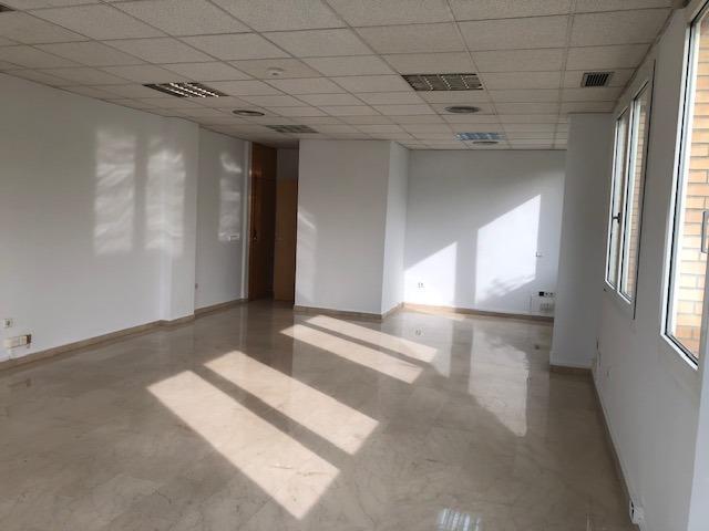 Office in SEVILLA for sale - Building Photo - Image 3 of 4