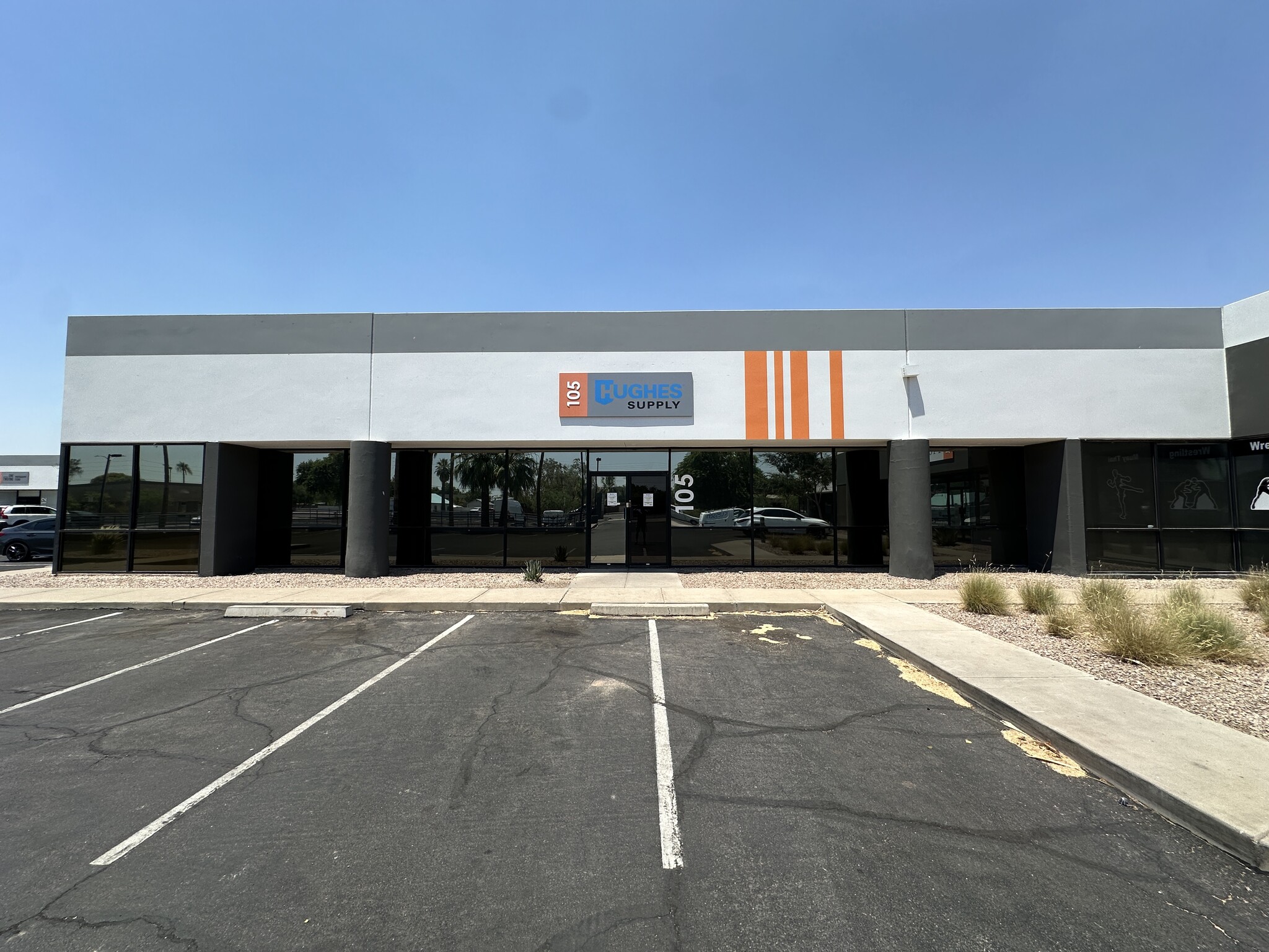 2450 W Broadway Rd, Mesa, AZ for lease Building Photo- Image 1 of 17