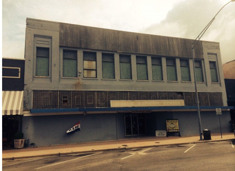 105 E Main St, Ardmore, OK for sale Primary Photo- Image 1 of 9