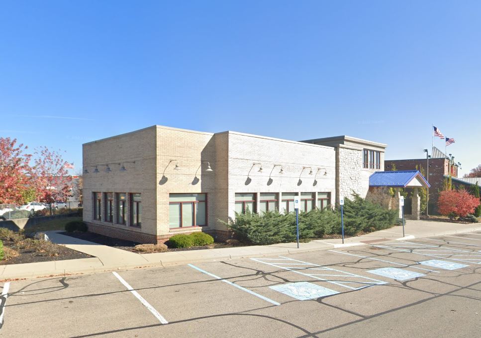 7862 Montgomery Rd, Cincinnati, OH for lease Building Photo- Image 1 of 17