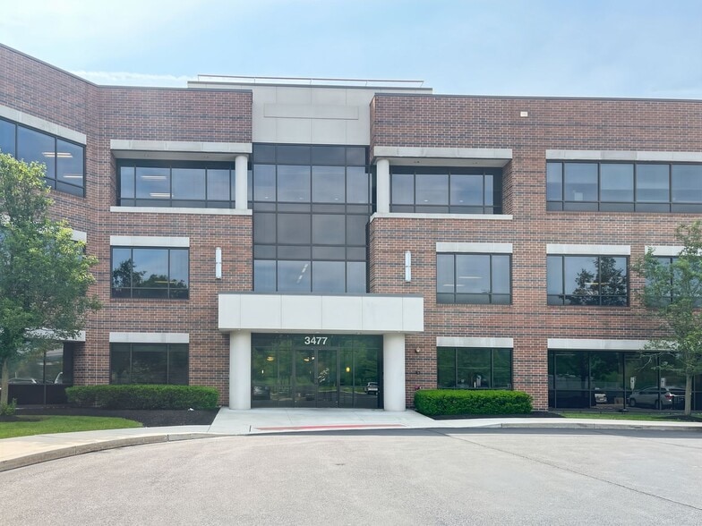 3477 Corporate Pky, Center Valley, PA for lease - Building Photo - Image 3 of 19