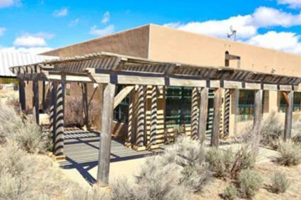 202 Bendix Dr, Taos, NM for sale - Building Photo - Image 2 of 19