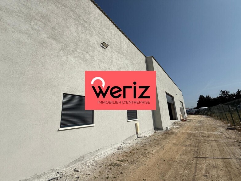 Industrial in Rognac for lease - Building Photo - Image 3 of 11