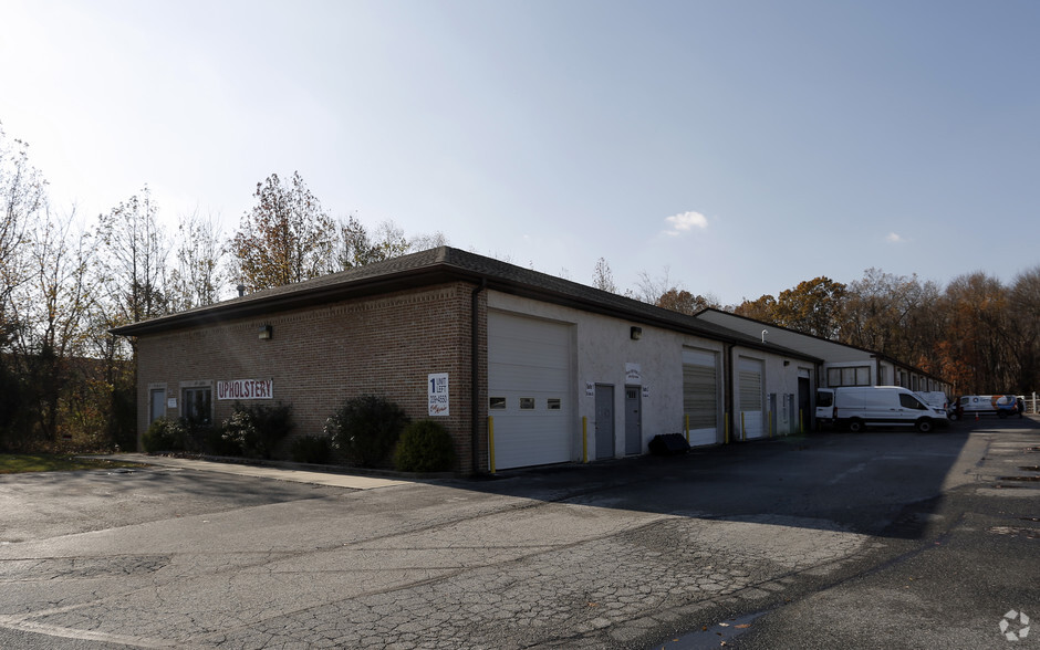 38 Albe Dr, Newark, DE for lease - Primary Photo - Image 1 of 6