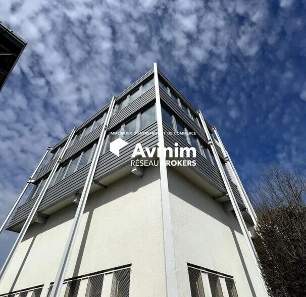 Industrial in Annecy for lease - Building Photo - Image 1 of 24