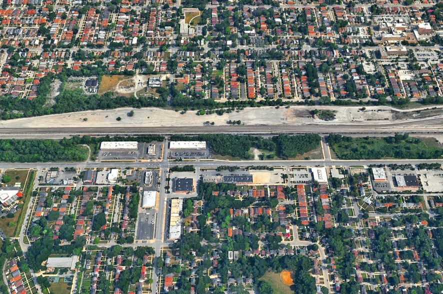 9507 Paxton ave, Chicago, IL for sale - Building Photo - Image 3 of 5