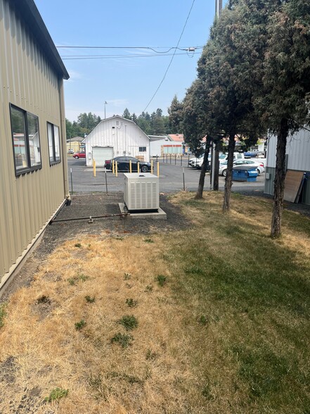 324 N Jackson St, Moscow, ID for sale - Building Photo - Image 2 of 6