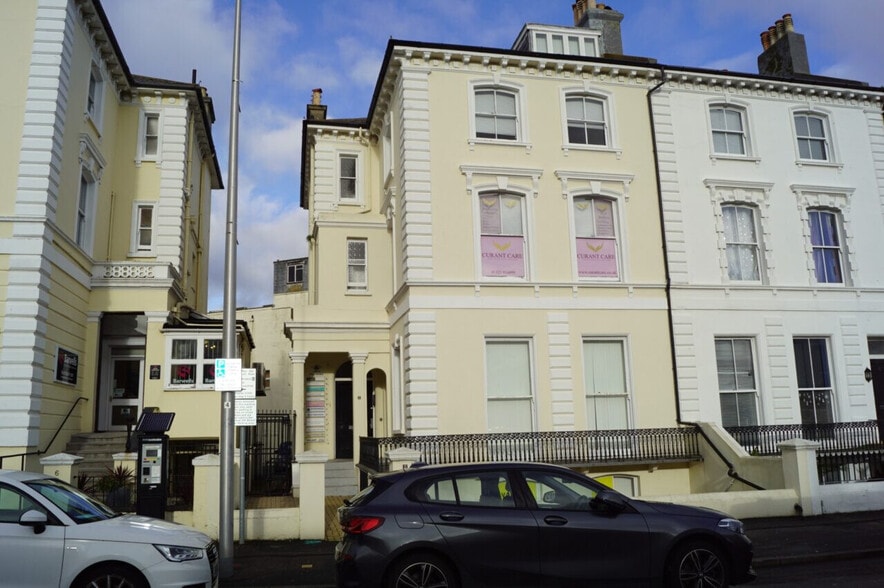 5-6 Hyde Gdns, Eastbourne for sale - Building Photo - Image 1 of 1