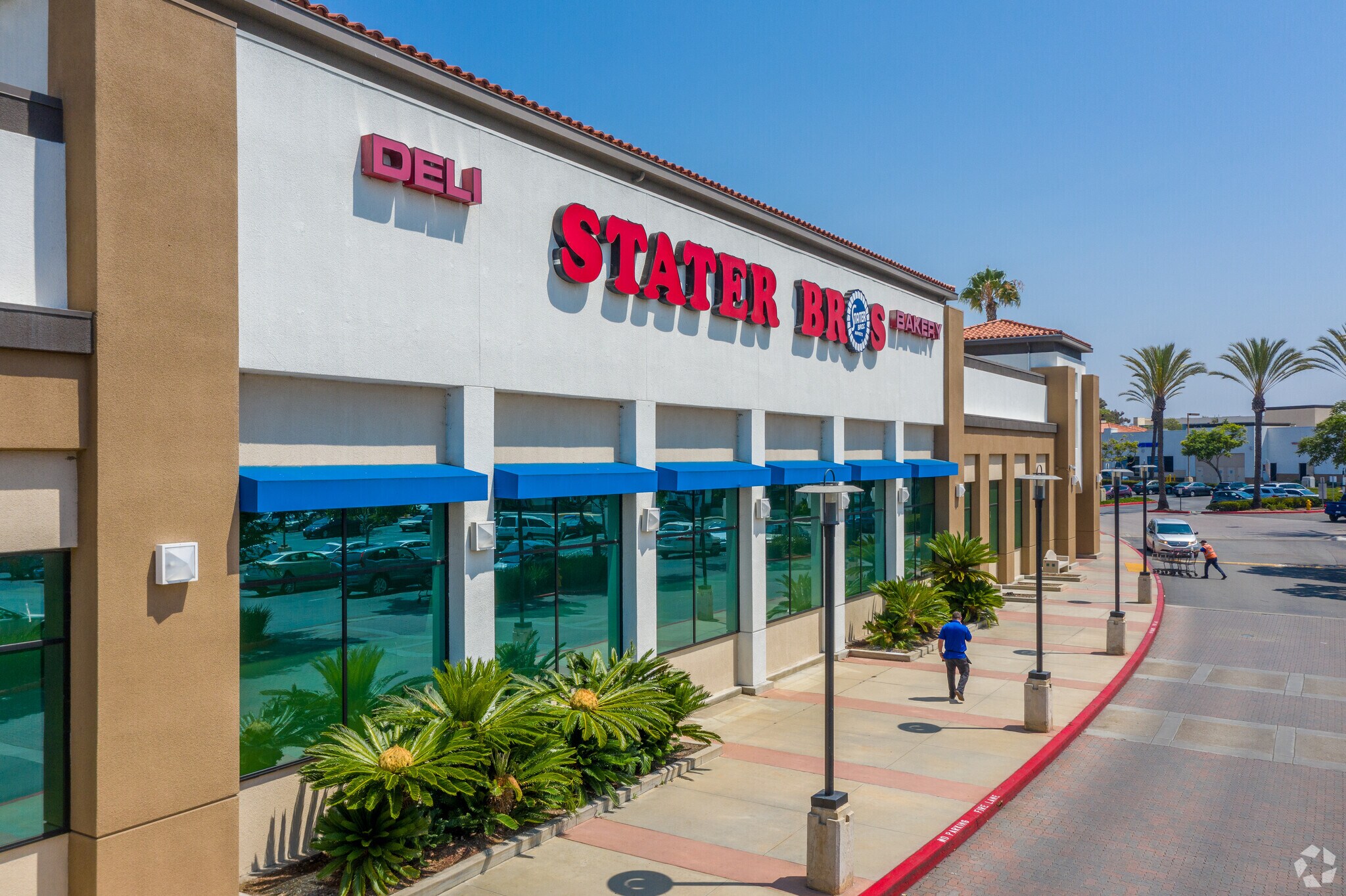 21102178 Vista Way, Oceanside, CA 92054 Pacific Coast Plaza