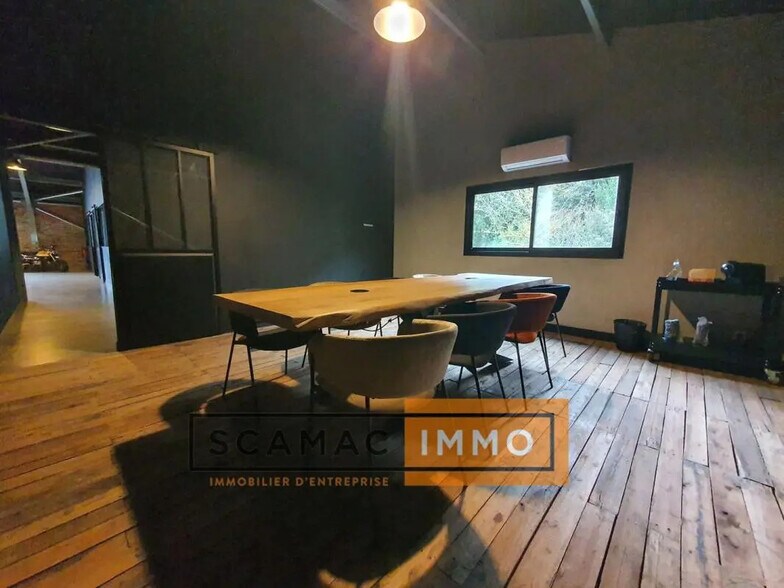 Flex in Gémenos for lease - Interior Photo - Image 3 of 6