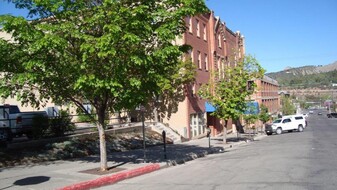 144 E 9TH St, Durango CO - Parking Garage