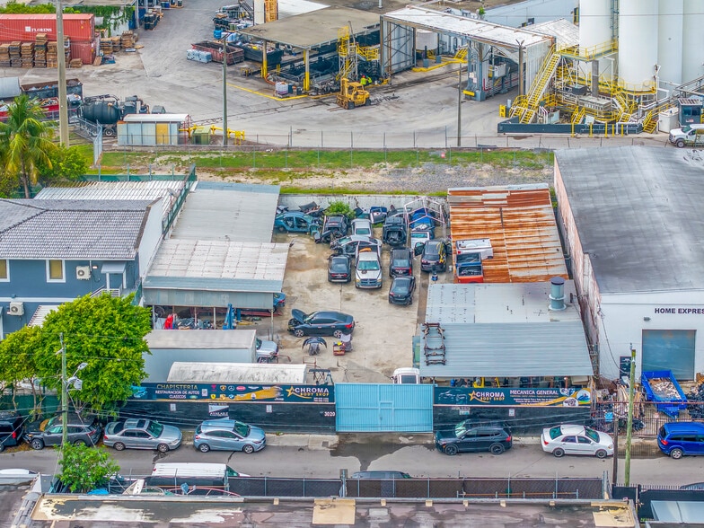 3020 NW 23rd Ter, Miami, FL for sale - Primary Photo - Image 1 of 14