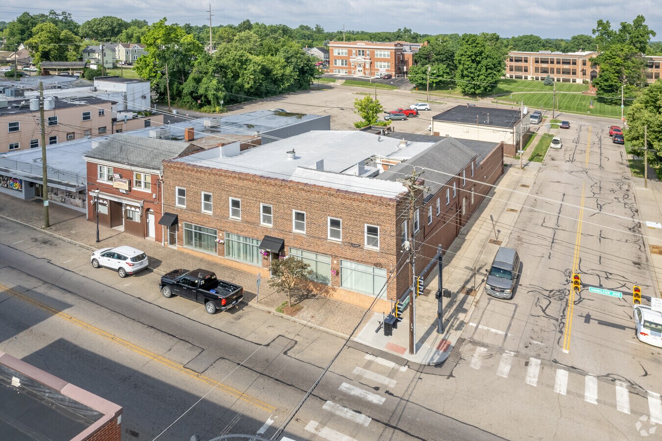 7619 Hamilton Ave, Cincinnati, OH 45231