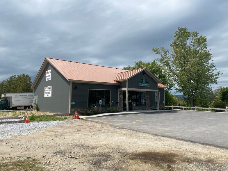 251 Stratton Rd, Rutland, VT for sale - Primary Photo - Image 1 of 1