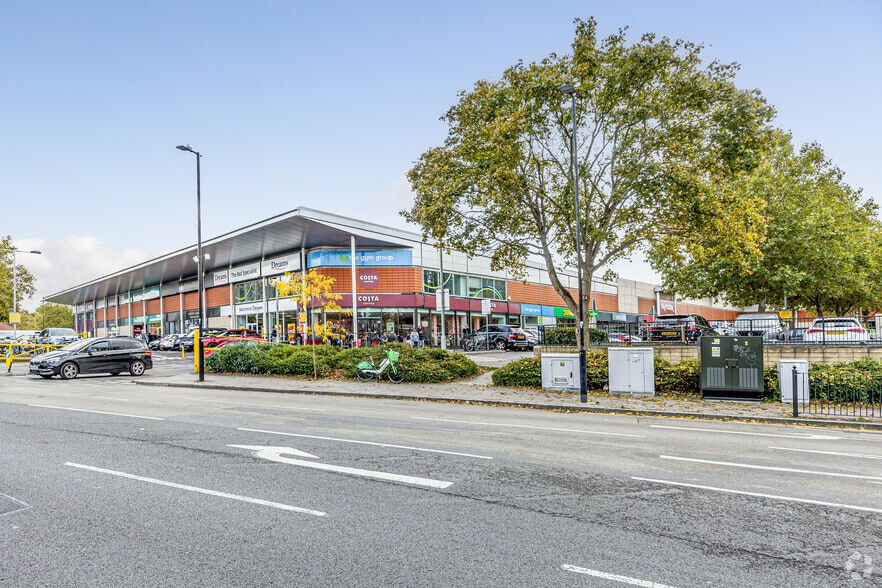 Green Lanes, London for sale - Building Photo - Image 1 of 1