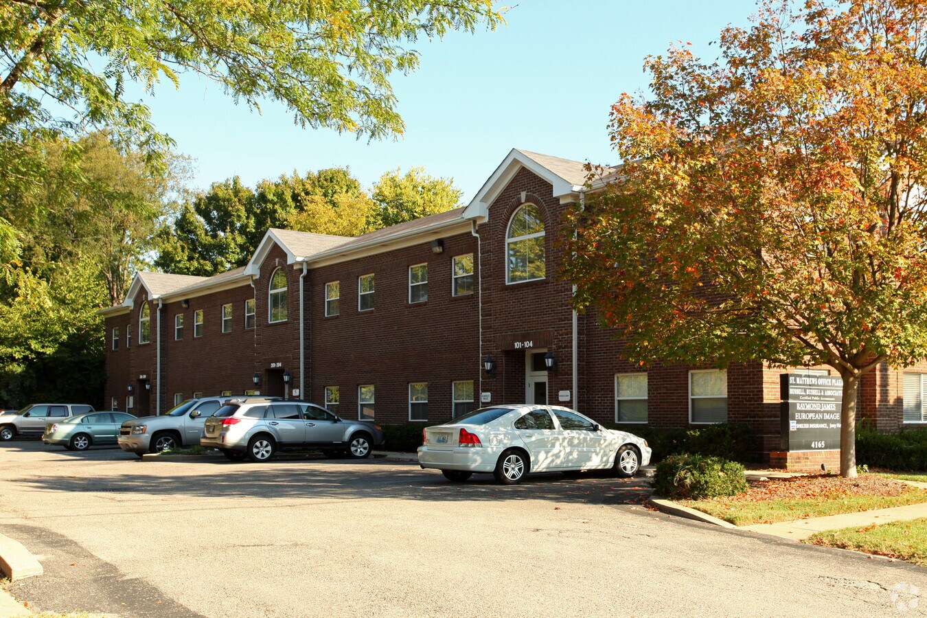 4165 Westport Rd, Louisville, KY 40207