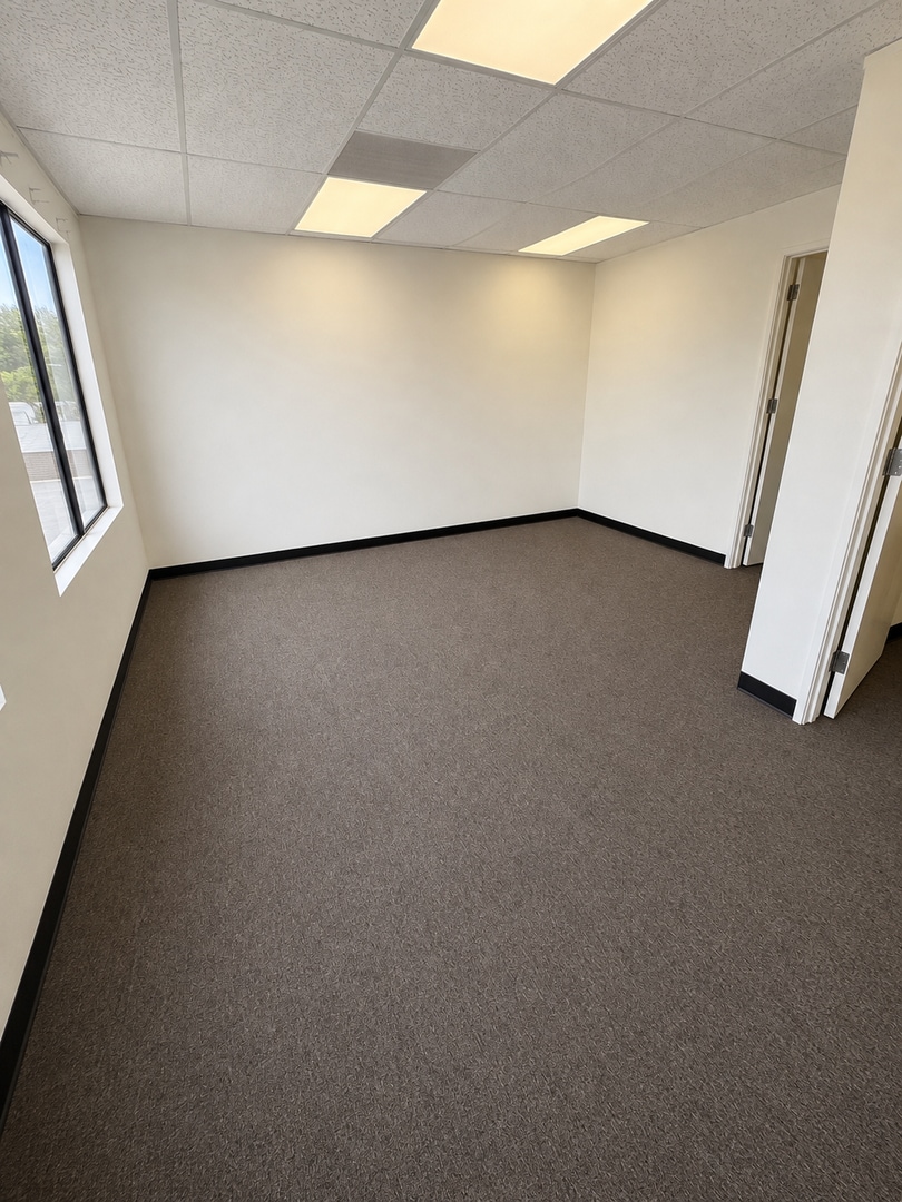 350 W 9th Ave, Escondido, CA for lease Interior Photo- Image 1 of 3
