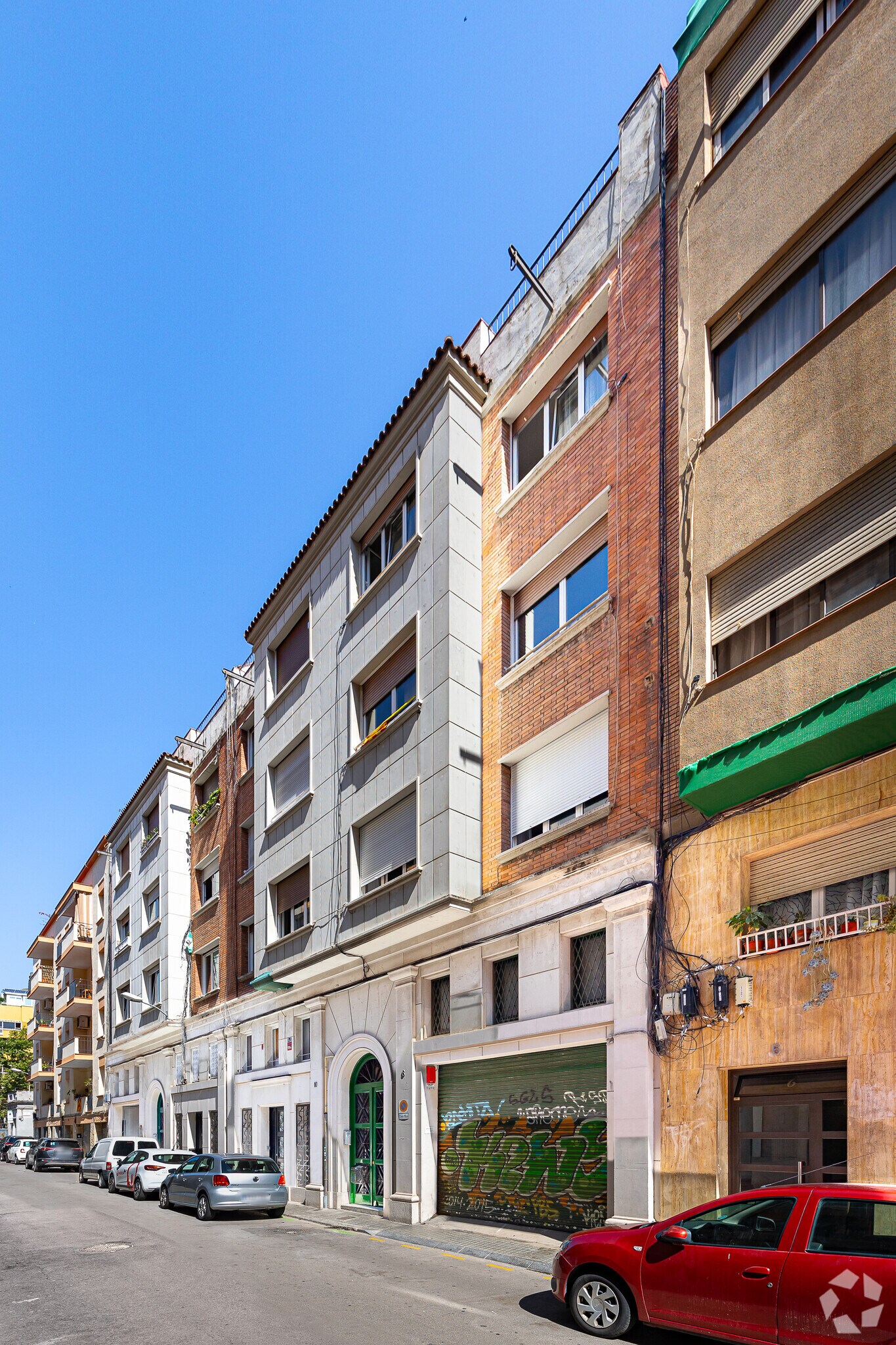 Carrer de Violant d'Hongria Reina d'Aragó, 8, Barcelona, Barcelona for sale Primary Photo- Image 1 of 1