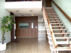 401 S Main St, Pomona, CA for lease Building Photo- Image 1 of 6