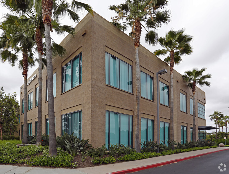 9870 Research Dr, Irvine, CA for lease - Building Photo - Image 3 of 6