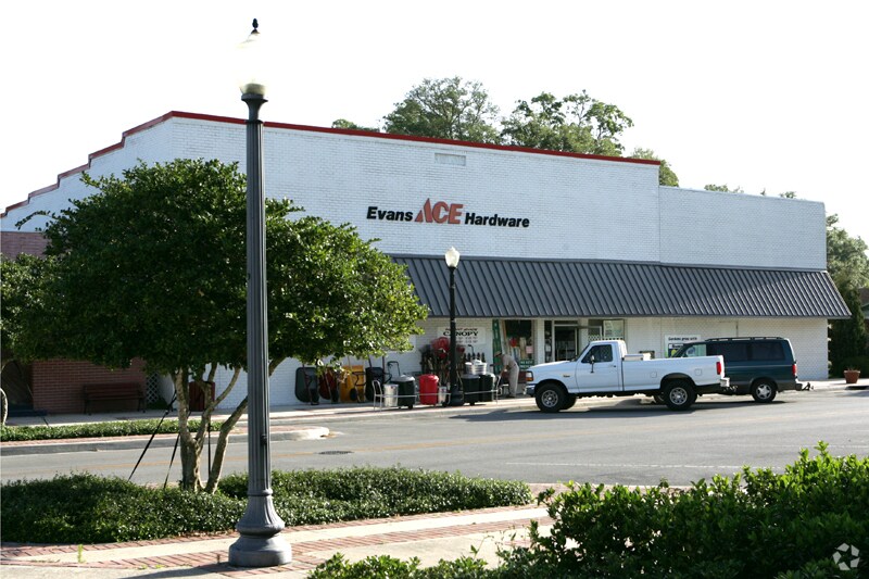 124 Bushnell Plz, Bushnell, FL 33513 Evans Ace Hardware