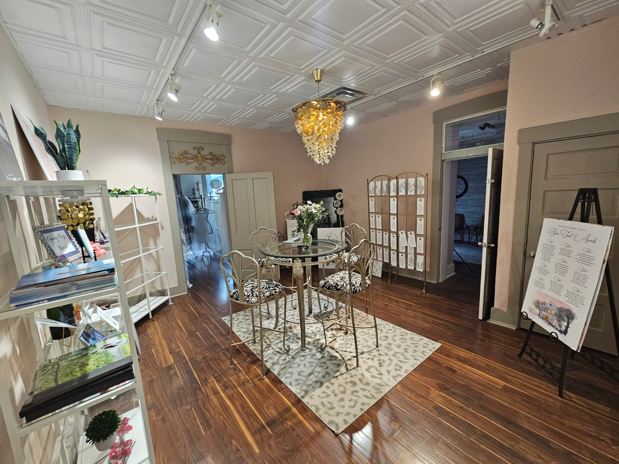 118-120 W Benson St, Cincinnati, OH for lease Interior Photo- Image 1 of 1