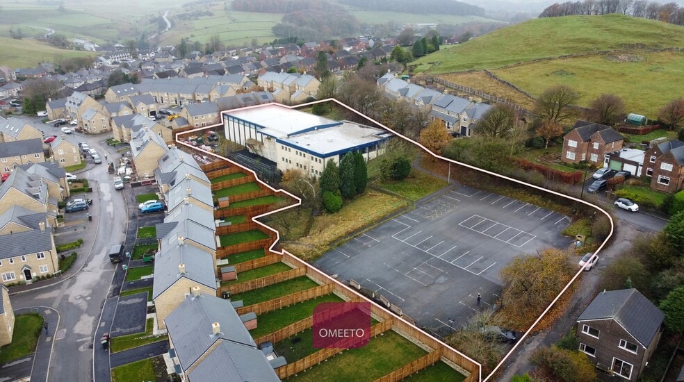 Trenchard Dr, Buxton for lease - Primary Photo - Image 1 of 7