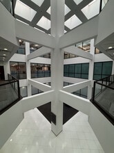 881 Elkridge Landing Rd, Linthicum, MD for lease Interior Photo- Image 1 of 5