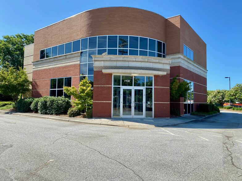 1938 Jake Alexander Blvd W, Salisbury, NC for sale - Building Photo - Image 1 of 1