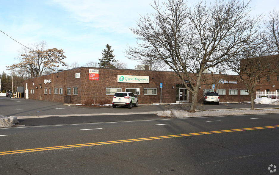 3000 Dixwell Ave, Hamden, Ct 06518 - Office Medical For Lease 